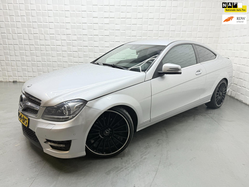 42750935-0.jpg