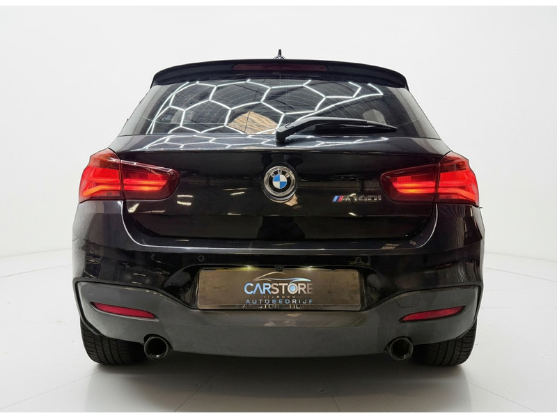 43300023-5.jpg