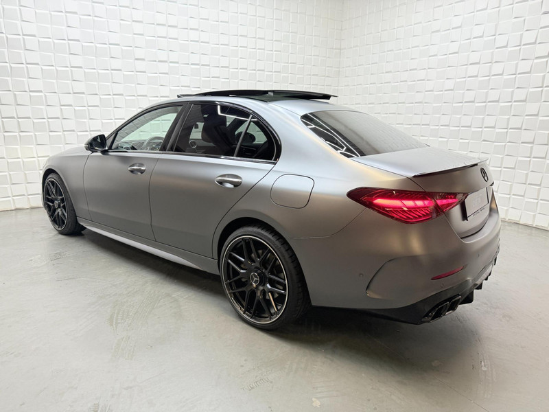 45939912-7.jpg