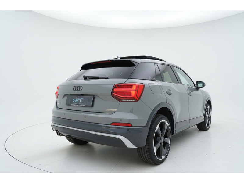 51783326-6.jpg