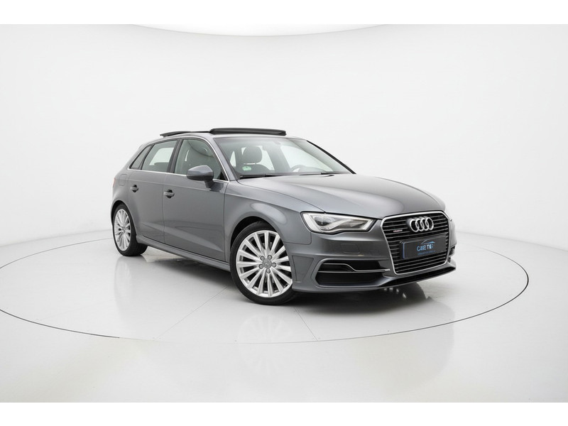52566129-2.jpg