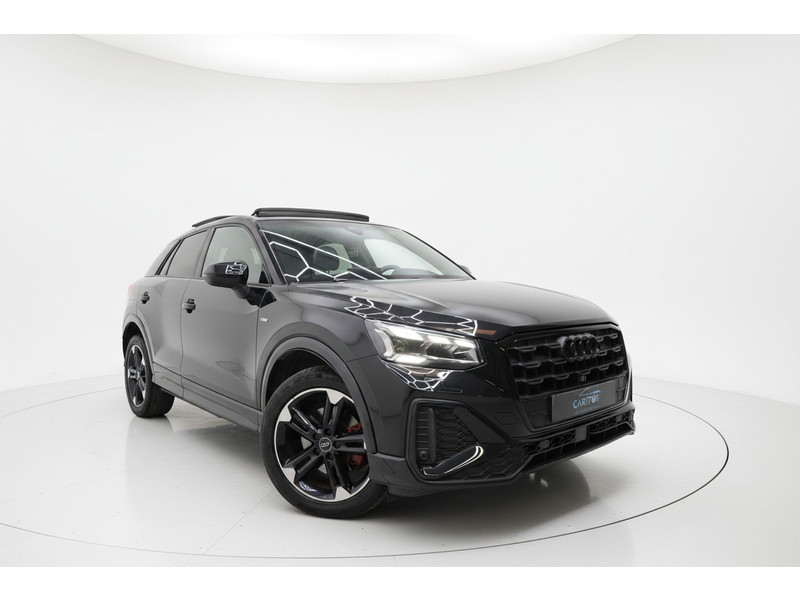 54137521-2.jpg