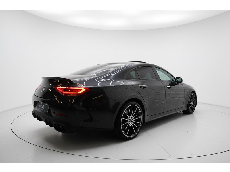 54289721-5.jpg