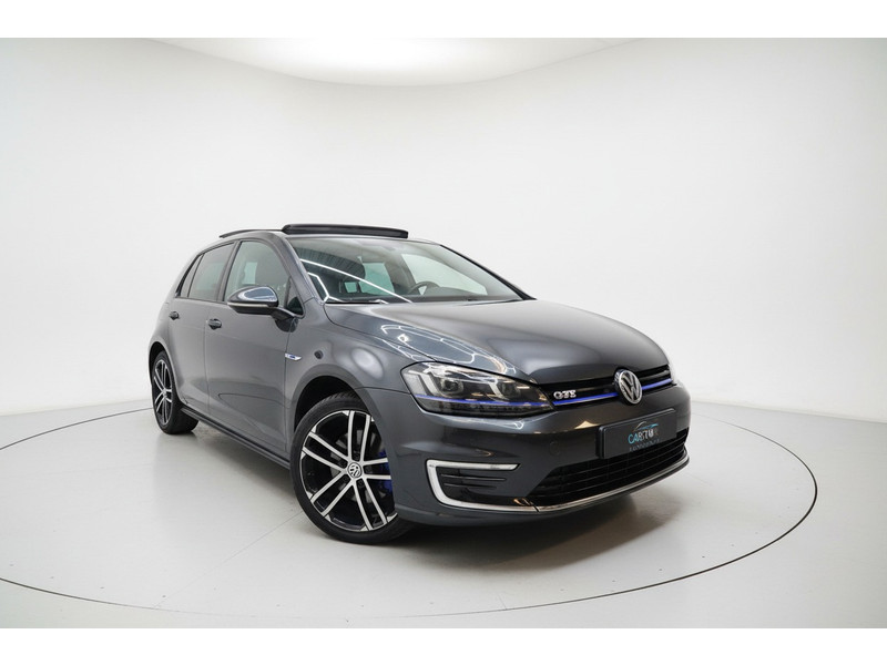 54595663-2.jpg