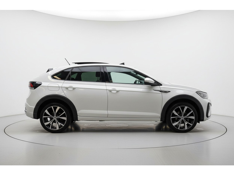 54726709-3.jpg