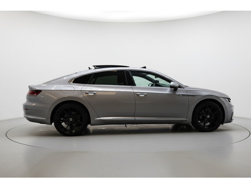 55061893-4.jpg