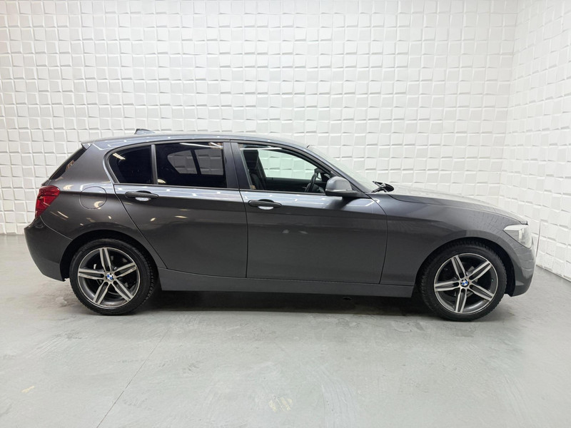 55760972-4.jpg