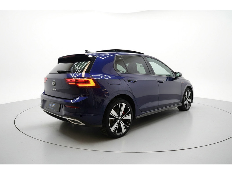 56335666-7.jpg