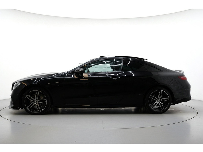 56361341-3.jpg