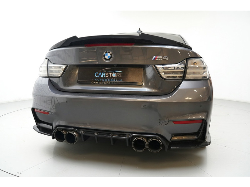 56515813-7.jpg