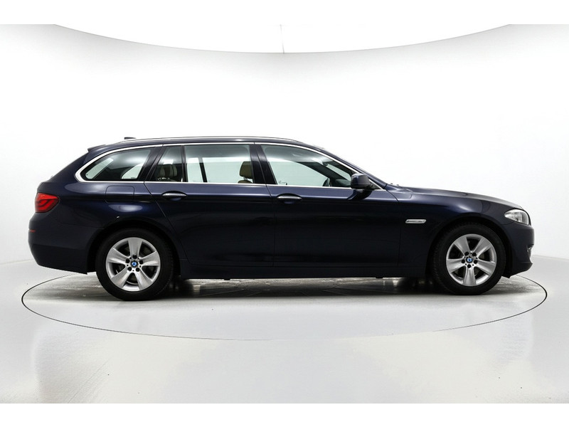 56639725-3.jpg
