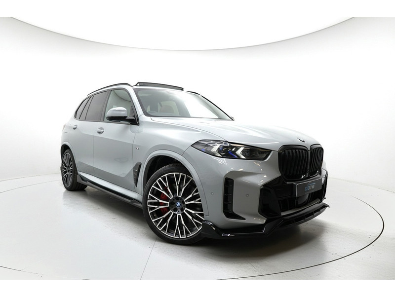 56699336-2.jpg