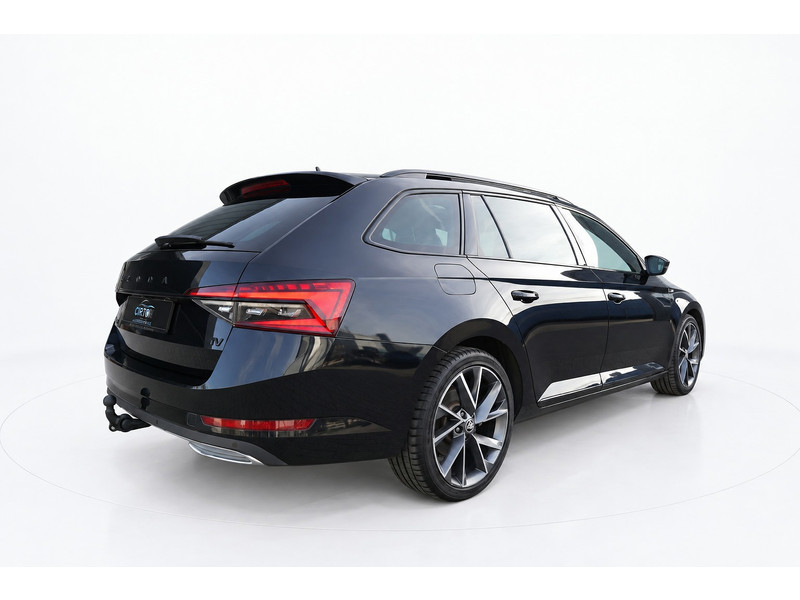 56927817-5.jpg