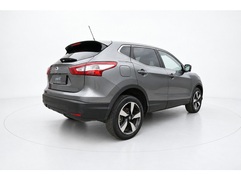 57106489-5.jpg