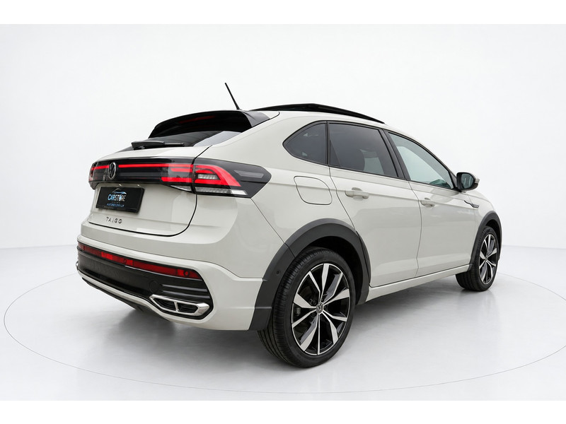 57122889-5.jpg