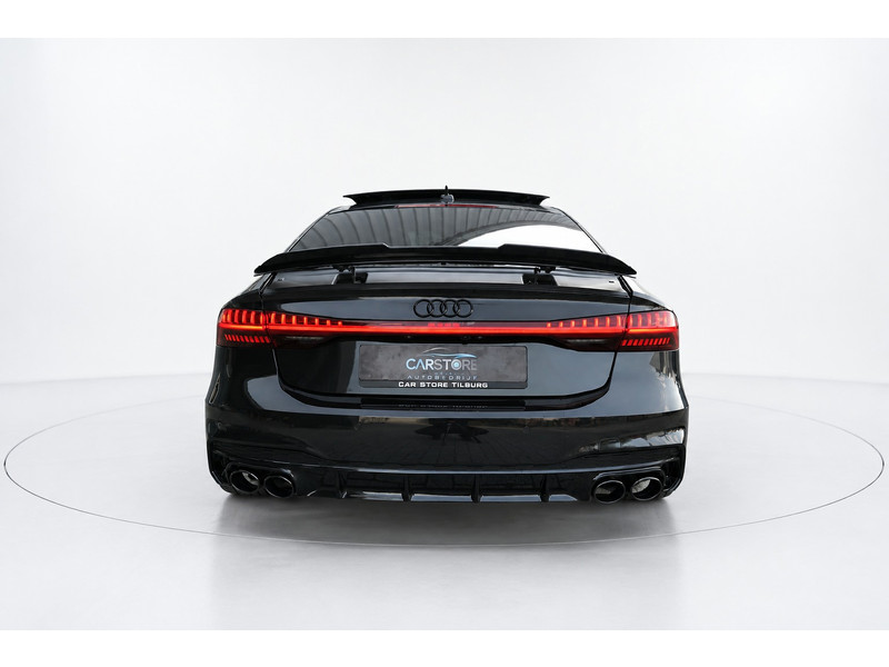57196831-5.jpg